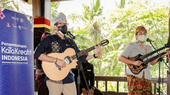 Menparekraf Encourage Le Développement Des Sous-secteurs Des Arts De La Scène à Gianyar