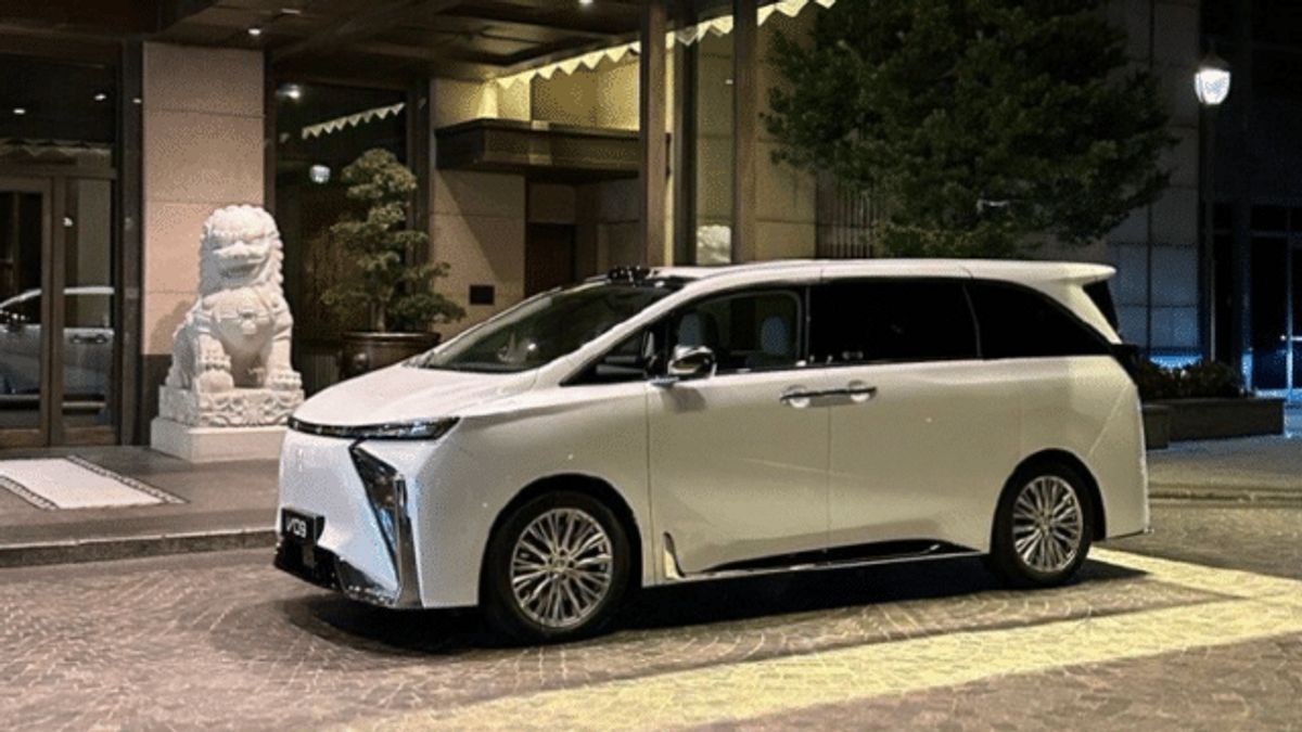 MPV Hycan V09 电池续航里程为762 公里,在中国准备铺路