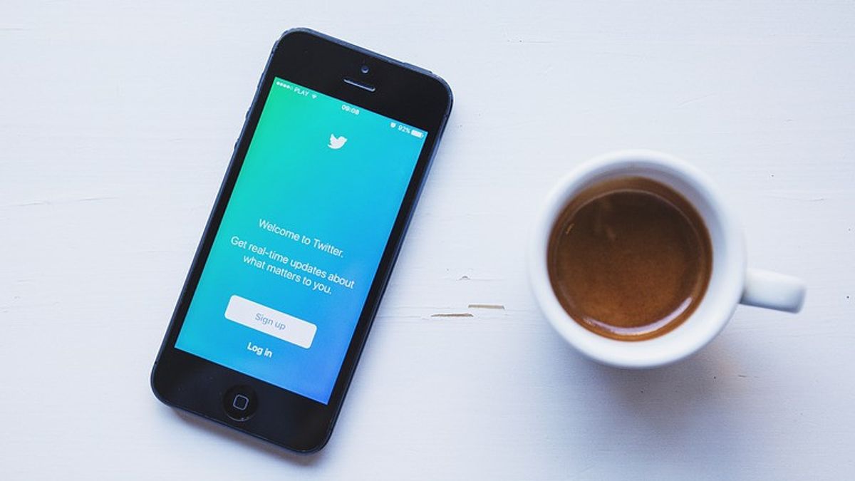 Pelanggan Twitter Blue di Android Kini Bisa Sesuaikan Navigasi Fitur Seperti di iOS