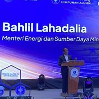 Bahlil Lahadalia Ungkap Minyak Mentah Rusia Segera Masuk RI
