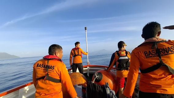 L’équipe de recherche et de sauvetage recherche deux pêcheurs perdus dans les eaux de Halmahera du sud