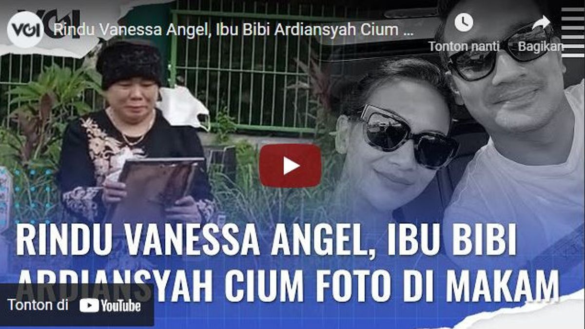  VIDEO: Rindu Vanessa Angel, Ibu Bibi Cium Foto di Makam