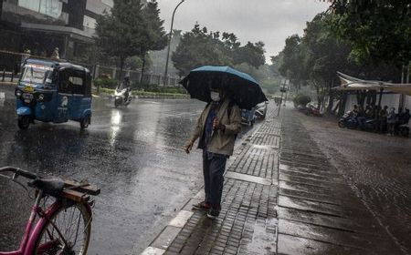 Prakiraan Cuaca: Jakarta dan Beberapa Kota Besar Hujan Ringan