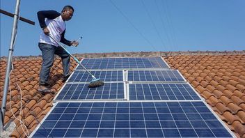 الحصول على 67 وحدة PJUTS ، شوارع مدينة Lhokseumawe مشمسة بفضل الطاقة الشمسية