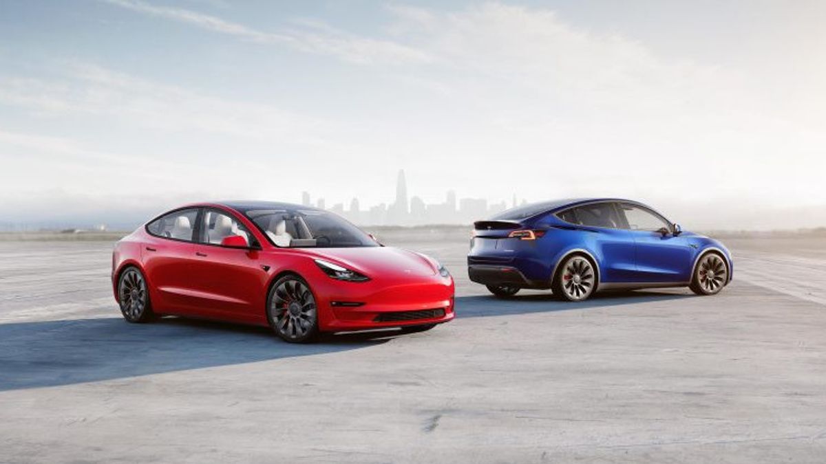 Tesla Tetap Dominasi Permintaan Kendaraan Listrik Global,  BYD Menyusul Diposisi ke-2