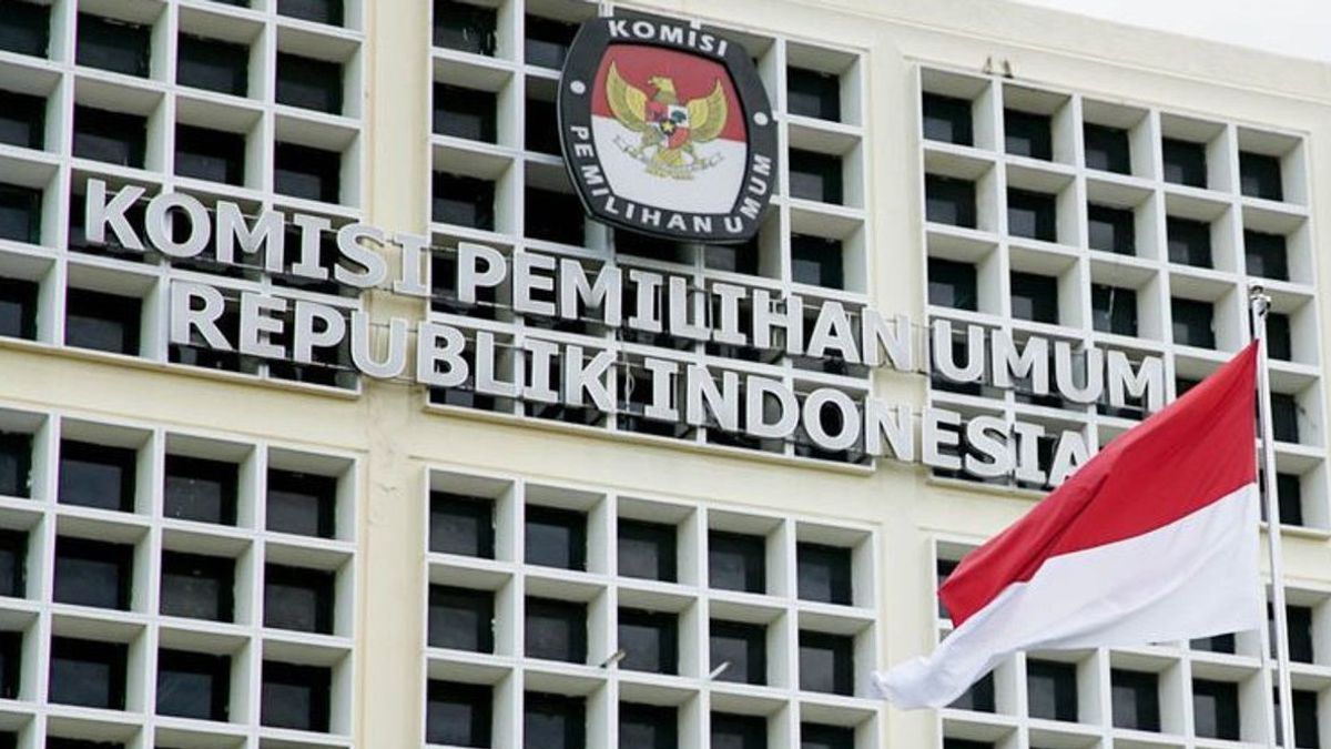 Makassar Pilkada: Danny Pomanto Reports Initial Campaign Funds Of IDR 100 Million-none Of IDR 10 Million