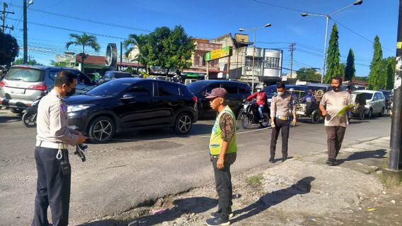 Motorcycle Pedicab Hits Pedestrians To Death In Deli Serdang