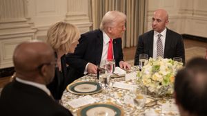 Trump dan Vance Dievakuasi Secret Service, Insiden Keamanan Terjadi di Acara Gedung Putih