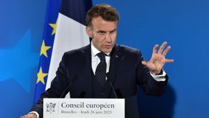 Macron Pastikan Prancis Tambah Hulu Ledak Nuklir