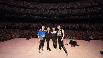 Bono Beri Penghormatan untuk Kawan Lama, Larry Mullen Jr dalam Show Terakhir U2 di Las Vegas