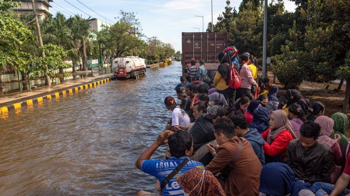 BMKG: Waspadai Potensi Banjir Rob saat Fenomena Fase Bulan Baru