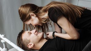 Tips untuk Mendapatkan Orgasme Memuaskan Saat Berhubungan Seksual