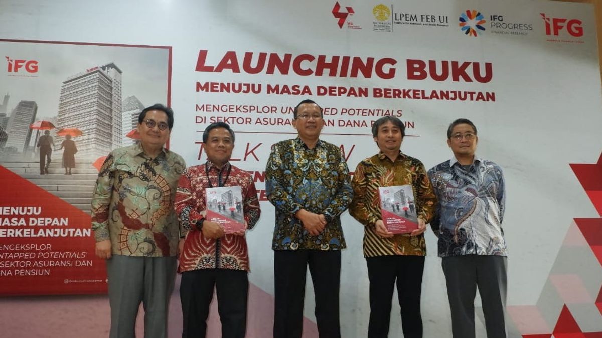 Answering The Challenges Of Low IKNB Literacy, IFG Launches Books Related To Insurance And Retirement Funds