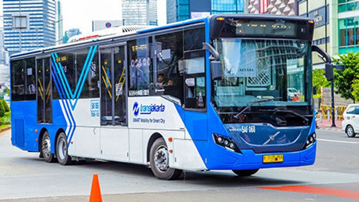 Viral Maki-maki Another Driver For Not Receiving Warning, TransJakarta Finally Stops Microtrans Drivers