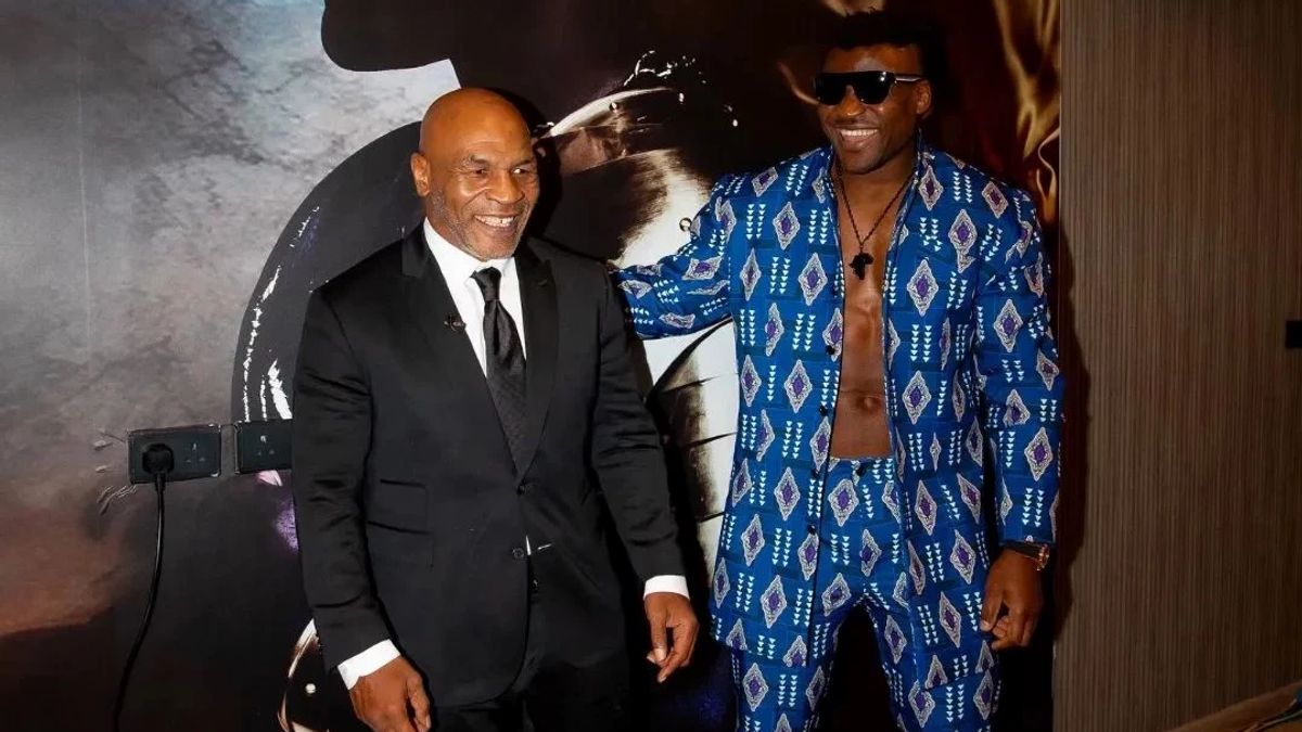Mike Tyson Back Help Francis Ngannou Before Dealing With Anthony Joshua?