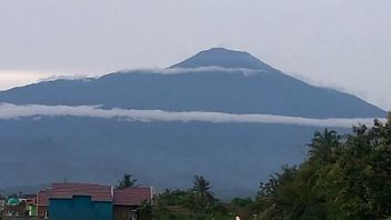 Mount Slamet Climbing Post Via Purbalingga Implements Open To Close The Latest Weather Path