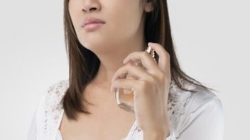 Pakar IPB Jelaskan Risiko Parfum di Leher terhadap Kelenjar Tiroid