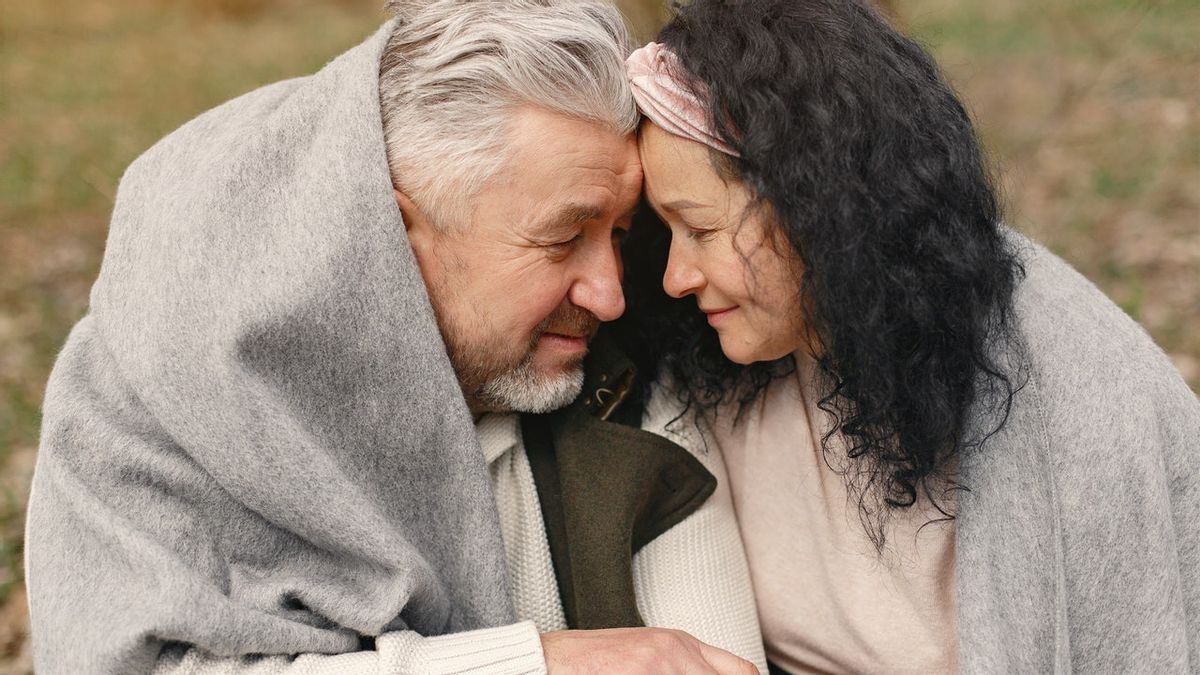 A Lasting Love Relationship Has A Deep Connection, Here Are 5 Signs