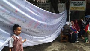 Relokasi SDN Pondok Cina 1 Ditunda Setelah Digempur Penolakan, Pemkot Kini Berbalik: Pendidikan Prioritas Jembatan Anak Raih Masa Depan