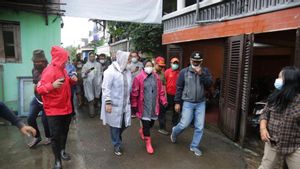 Tinjau Banjir di Semarang, Mensos Risma Kesal dengan Hal Ini 