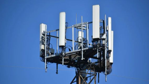 FAAは再び航空安全上の5Gスペクトルの危険性を警告します