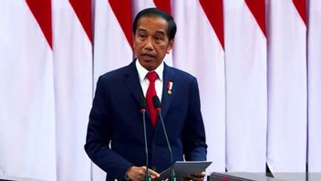 'Suddenly So, I'm Like A Gini,' Jokowi Praised For The Cooperative Work Of The COVID-19 Vaccine Production Pharmacy Industry.