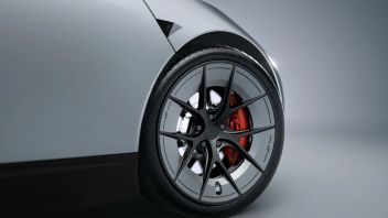 アンプラッジド・パフォーマンスは、生涯補償を備えたテスラ・モデル3とYのアンチ・ルーブス・ピラーを発売する