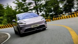 Mobil Listrik MG4 530 Smart Edition Kini Gunakan Baterai CATL, Jangkauan Jadi Jauh