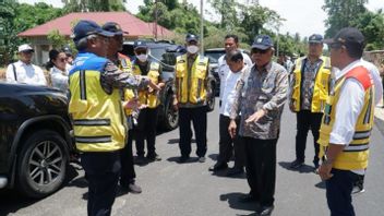 Reviewing The National Road Improvement Of Pomalaa-Wolulu, Minister Basuki Reminds Targets On Time And Quality
