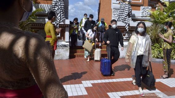 バリングラライ空港の乗客は11月に成長します