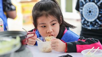 Innovating Healthy Instant Noodles With Local Tastes Can Be An Option For Children