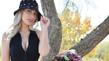 Pedulolf Section Paige Spiranac Shares Special Moments Throughout 2022