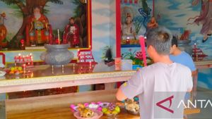Ritual Sembahyang Rebut Digelar Warga Etnis Tionghoa di Bangka, Kelenteng Salurkan Bantuan Sosial