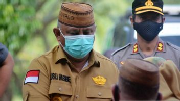 Gorontalo Governor Bans COVID-19 Patients To Self-Isolating