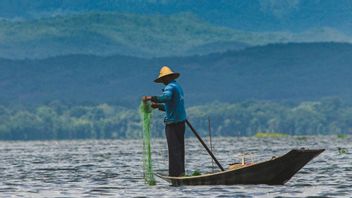 Berita Nusantara: Dalam 6 Bulan, 83 Nelayan Hilang di Perairan Indonesia