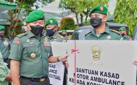 KSAD Serahkan Bantuan 5 Ambulans Bermotor ke Kodam XVI/Pattimura