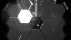 Teleskop James Webb Rilis Selfie Pertamanya yang Menakjubkan, Narsis Banget!