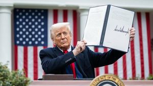    Malaysia, Thailand, Kamboja Dikenakan Trump Tarif 19 Persen