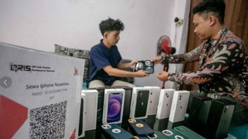 Tren Sewa iPhone Melonjak saat Lebaran Menunjukkan Fenomena Hiperrealitas