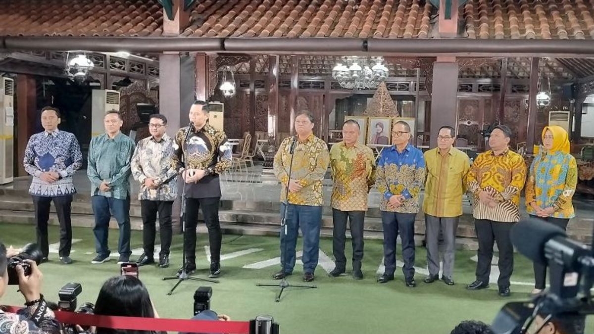 Topik Kunjungan Ketum Partai  Golkar Airlangga Hartarto ke Cikeas Menurut Pantauan Netray