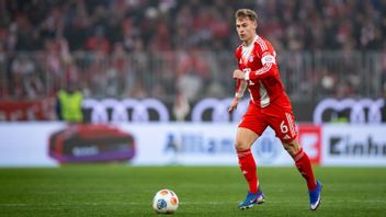 Frankfurt 3-2, le Bayern de Munich solide en haut du classement de la Bundesliga