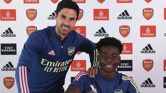 Prêt à Accompagner Saka Pour Surmonter Les Abus Racistes, Arteta: Il A Un Fort Caractère Et Obtient L’amour Du Football Mondial