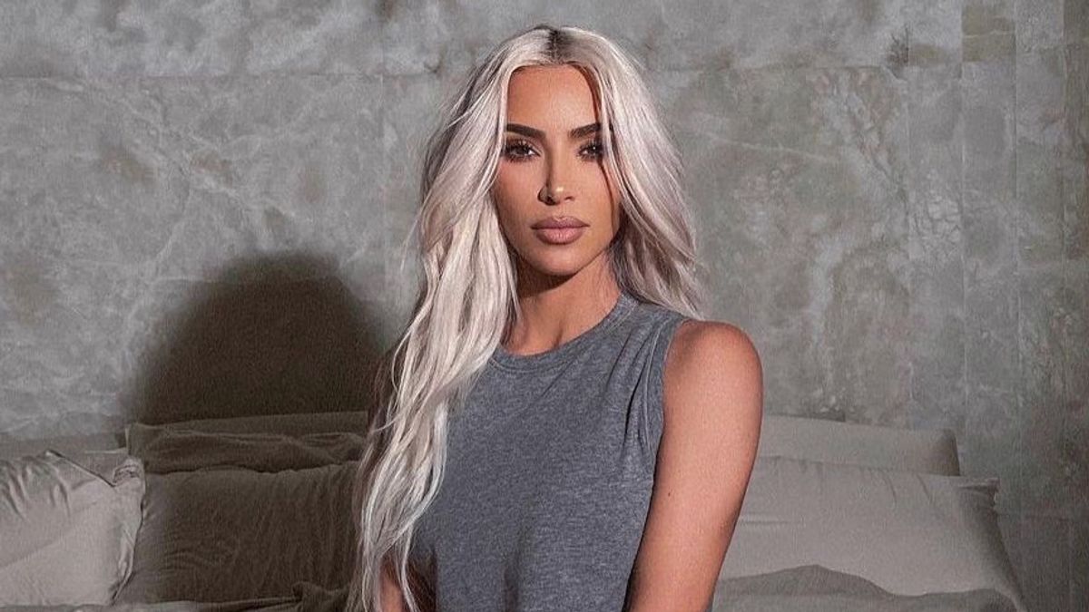 Proses Cerai, Kim Kardashian Kirim Ucapan Hari Ayah untuk Kanye West