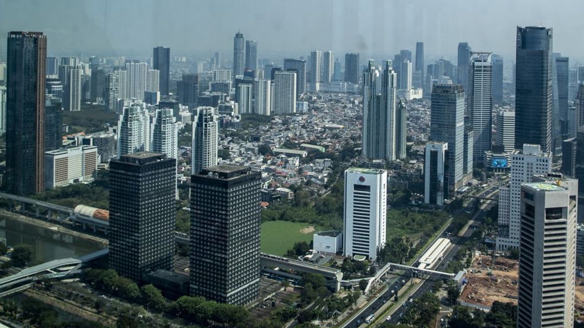 预计全球不确定性,政府制定了维持国民经济的短期政策