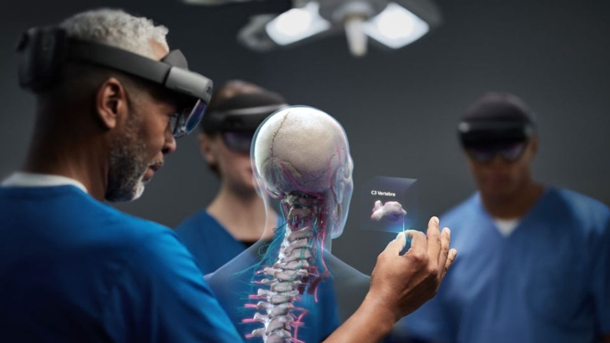 مايكروسوفت توقفت عن إنتاج سماعات الرأس HoloLens 2