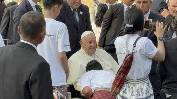 Le pape François : Les jeunes doivent avoir le courage de s'arrêter pour finaliser le dialogue interreligieux