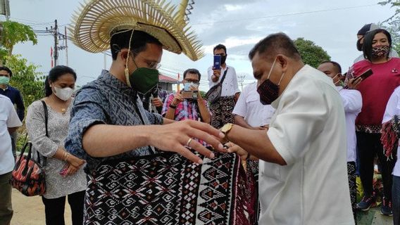 Siswa di NTT Belum Terima Bantuan Kuota Internet, Nadiem Minta Maaf