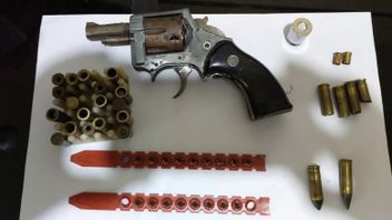 'I'm Not Going To Let You Down': Inhil Residents Arrested For Pistol Assemblies