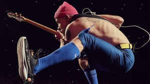 Flea Ungkap Cedera Paling Serius yang Dia Alami di Atas panggung