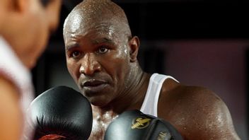 Not Playing, Holyfield Against Tyson
